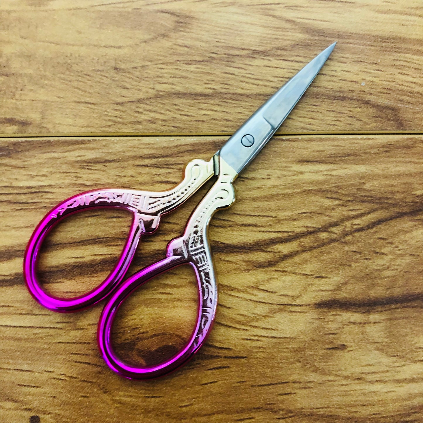 La vie en rose embroidery scissors by Sierra and Pine